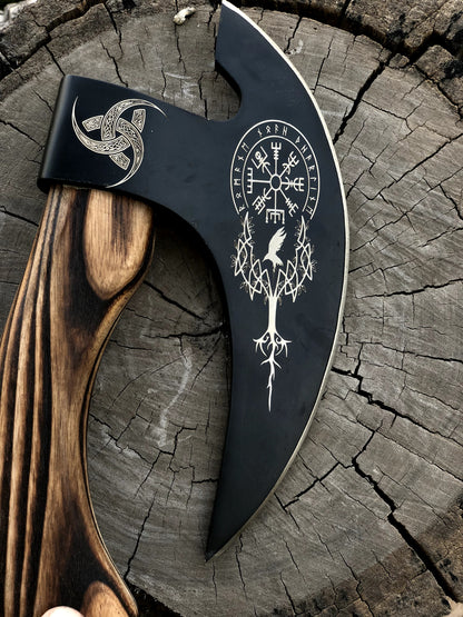 Viking Pizza Axe – Pizza Cutter with Norse Engravings | Ash Wood Handle | NovaFang