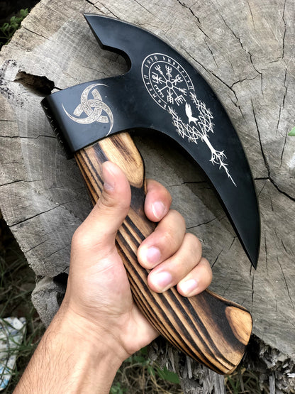 Viking Pizza Axe – Pizza Cutter with Norse Engravings | Ash Wood Handle | NovaFang