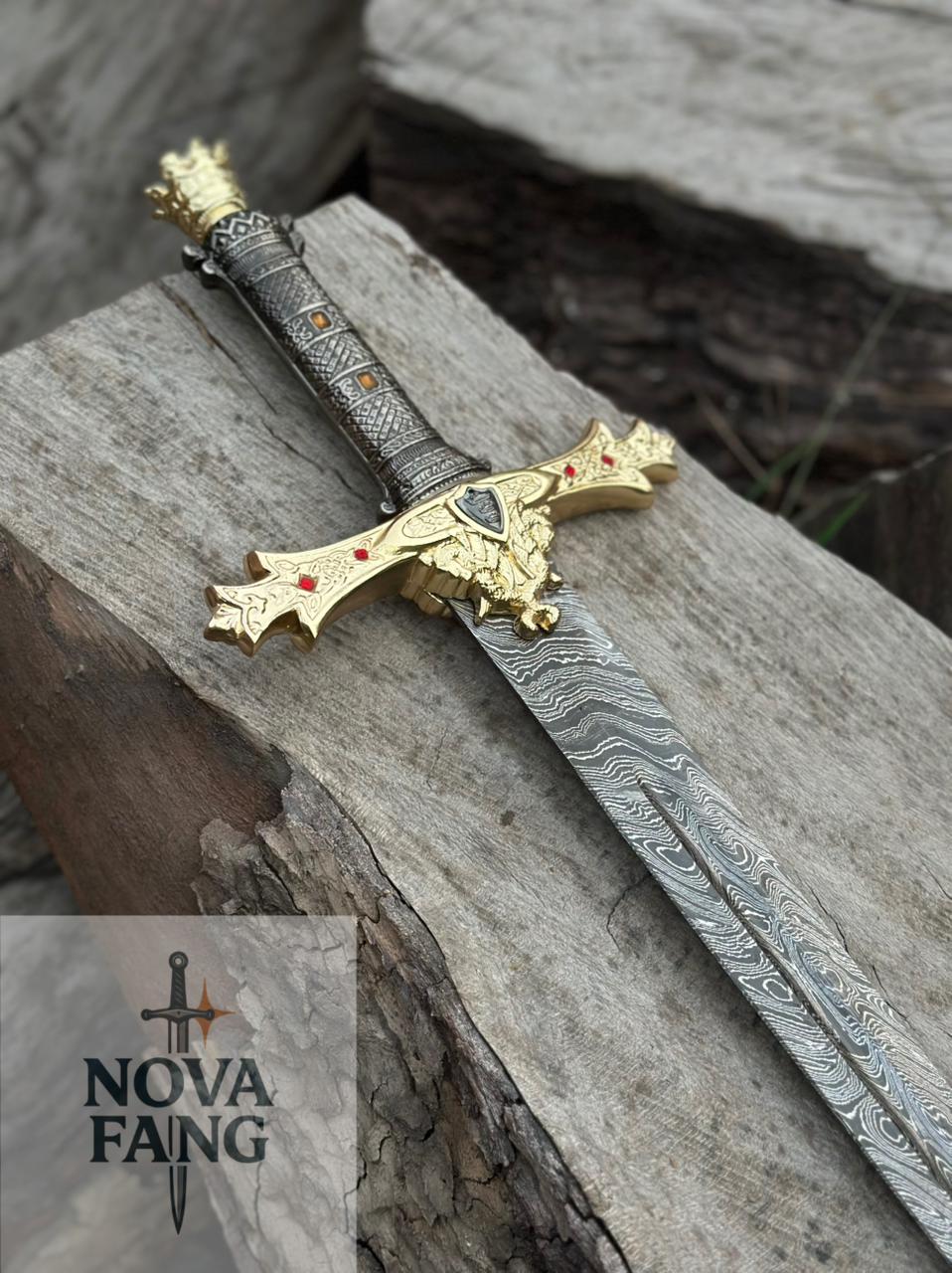 Custom Handmade Real Crown Sword – Hand-Forged Damascus Steel Ornate Guard