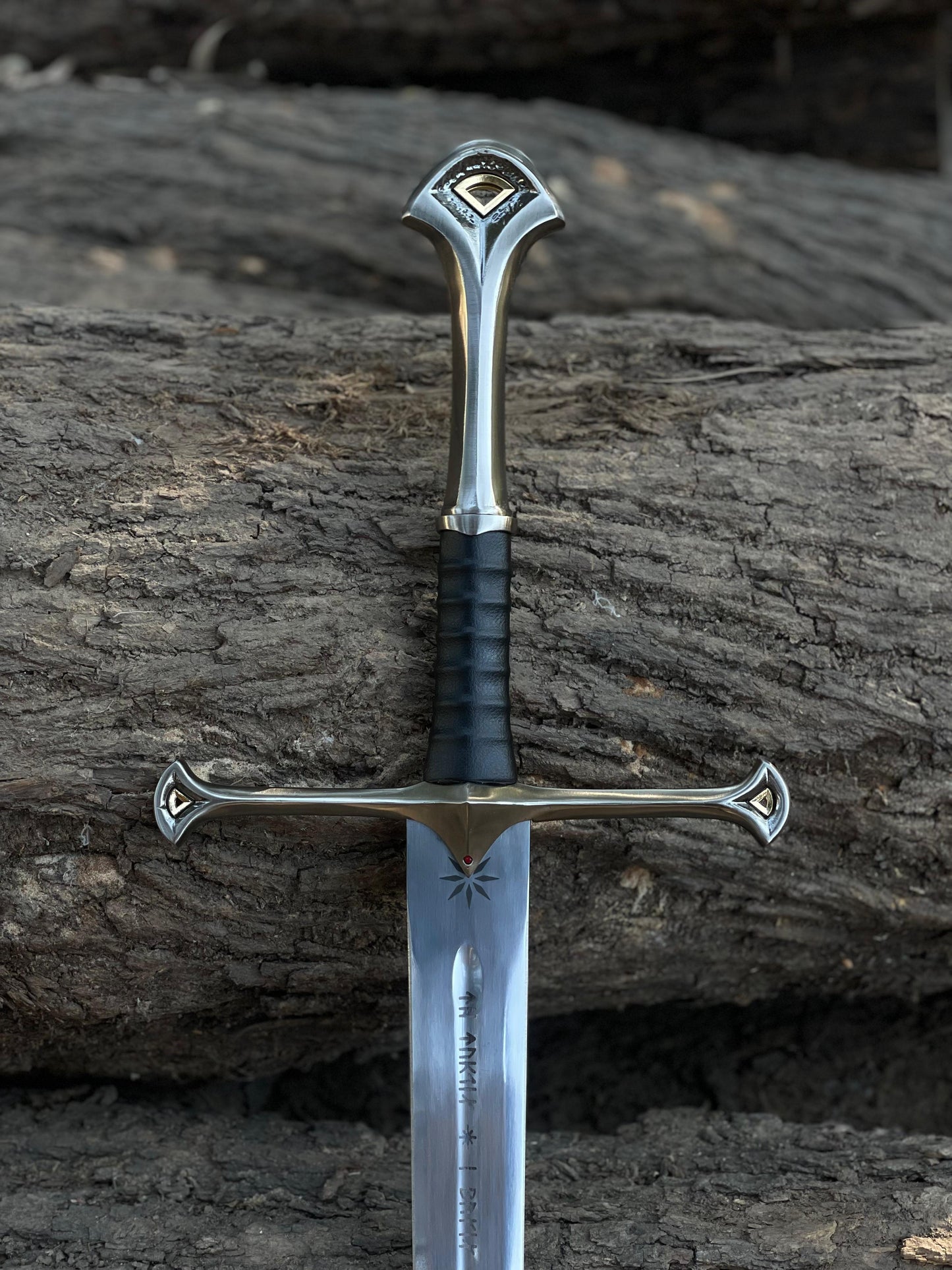 Anduril Narsil-Inspired Fantasy Sword Replica – 42" Stainless Steel LotR Style Collectible with Scabbard | Premium Display Sword USA